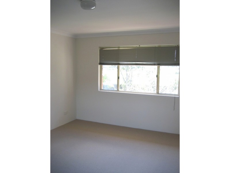 23/10 Broughton Street, Canterbury NSW 2193