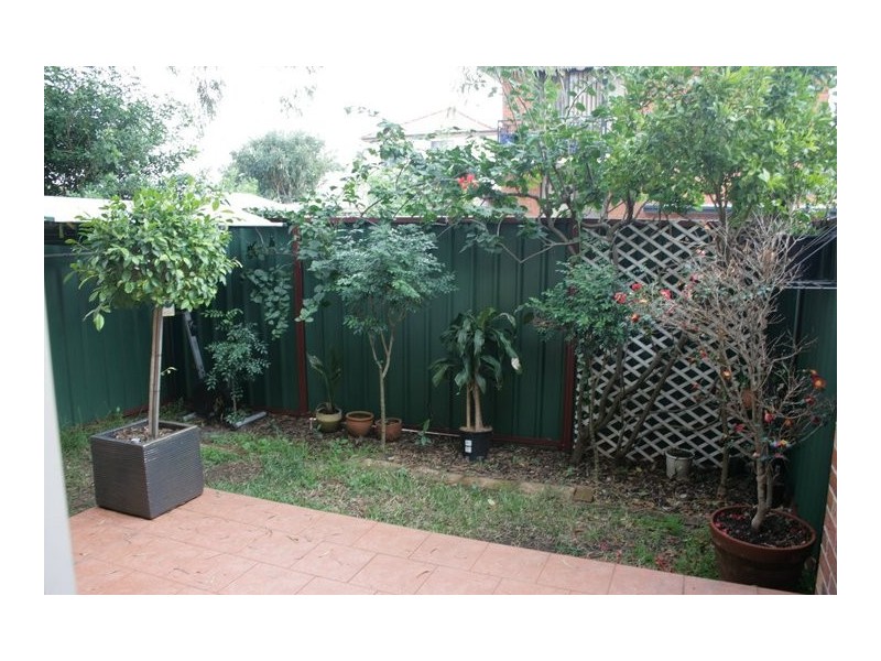 4/2 Dryden Street, Campsie NSW 2194