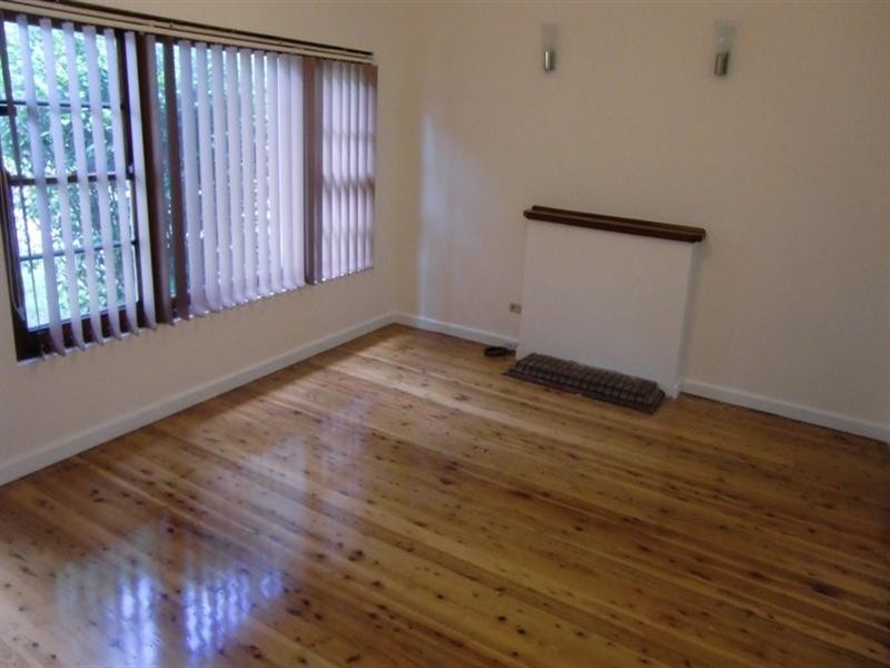 8 Julie Avenue, Clemton Park NSW 2206