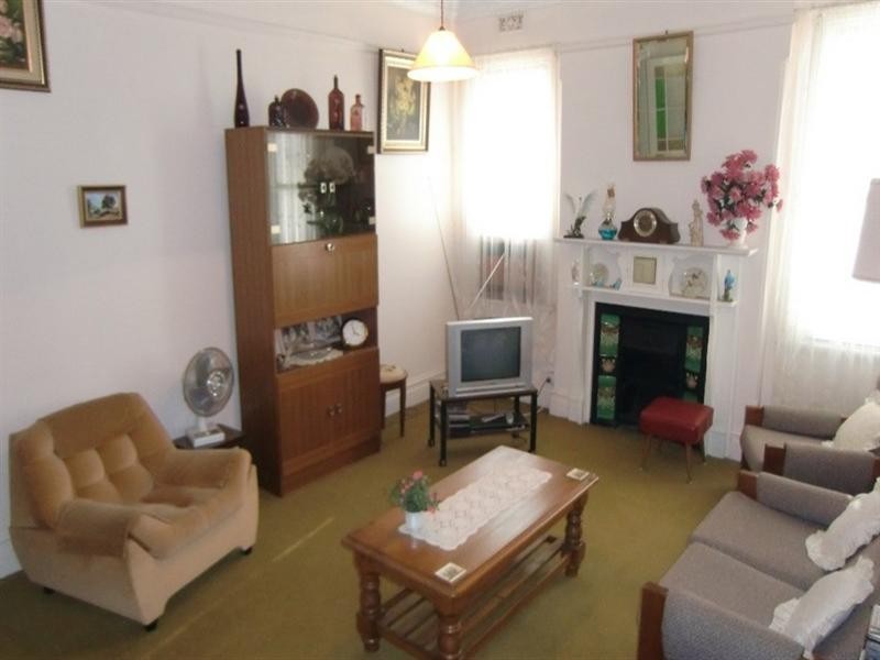 7 Griffiths Street, Hurlstone Park NSW 2193