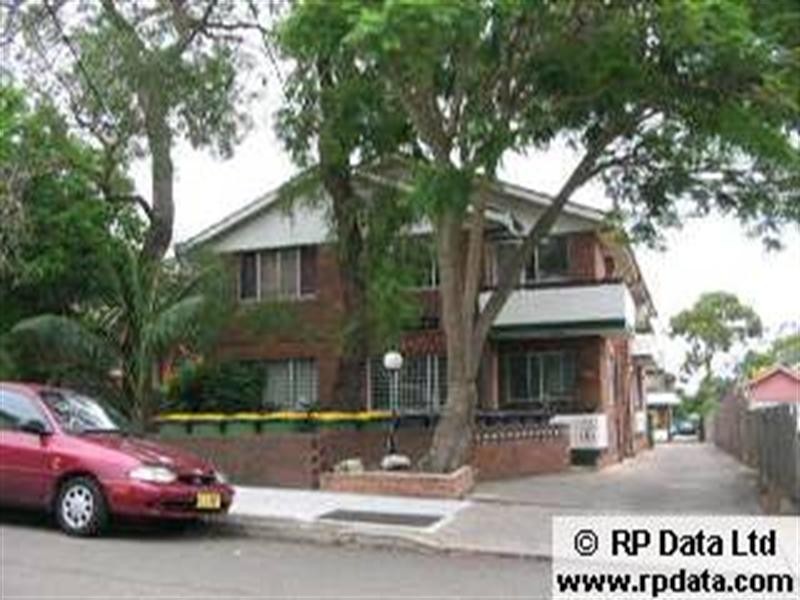 2/92 Alt Street, Ashfield NSW 2131