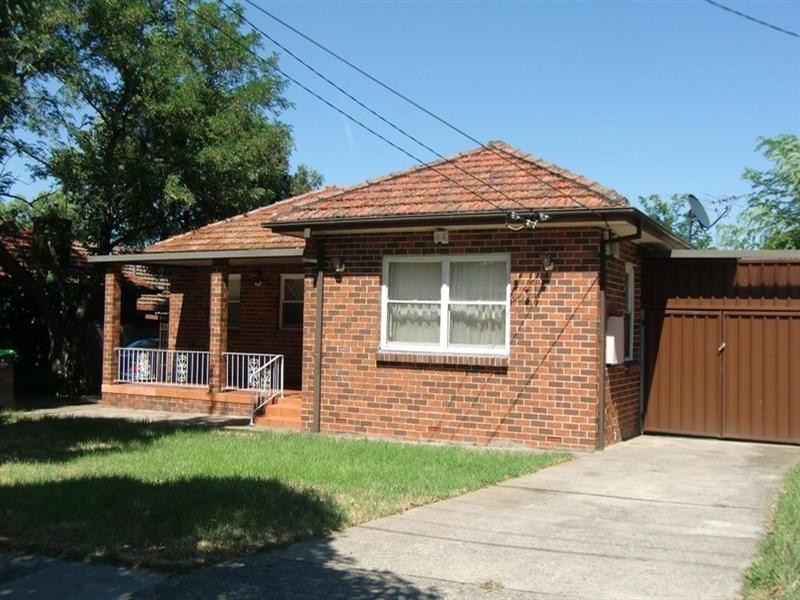 55 Cullens Road, Punchbowl NSW 2196