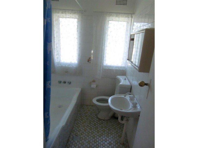 55 Cullens Road, Punchbowl NSW 2196