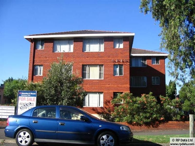 18/50 Crinan Street, Hurlstone Park NSW 2193