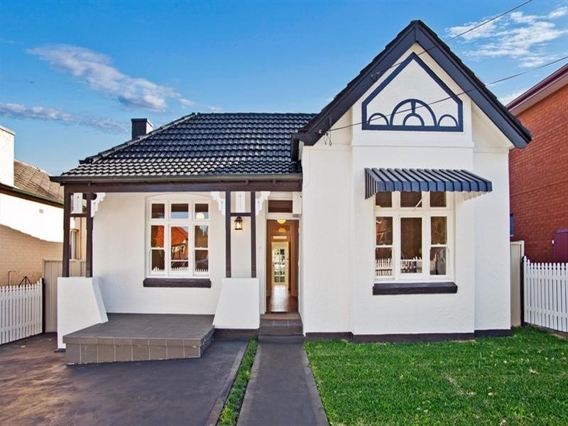 43 Fletcher Street, Campsie NSW 2194