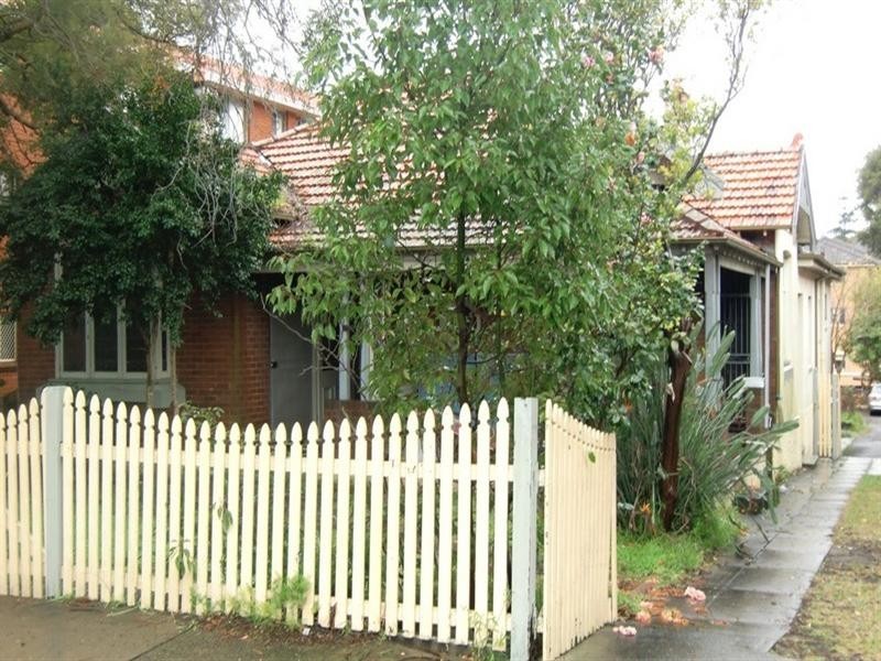 8 Julia Street, Ashfield NSW 2131
