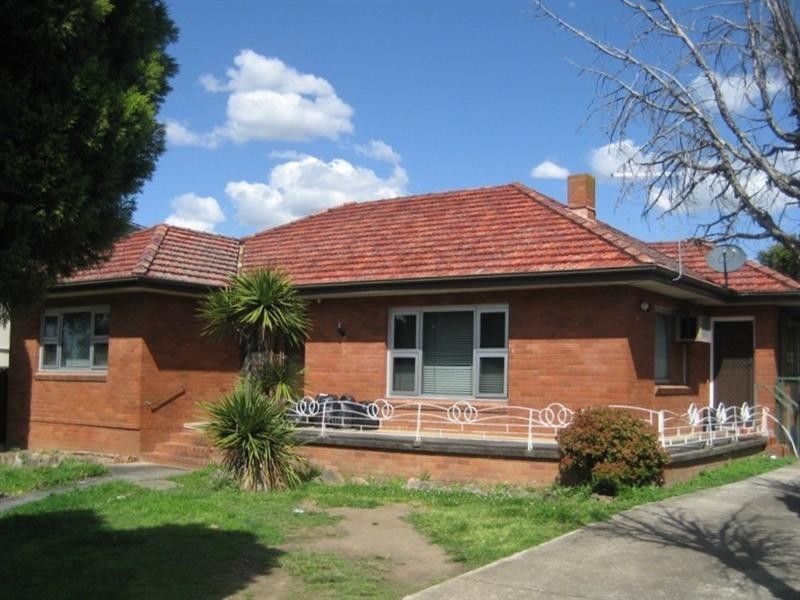 198 Prairie Vale Road, Bossley Park NSW 2176