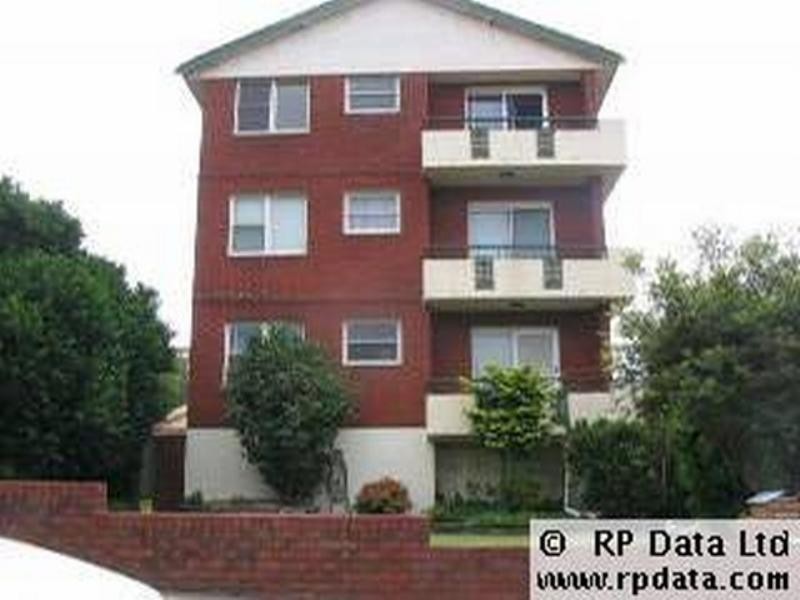 2/90 Bland Street, Ashfield NSW 2131