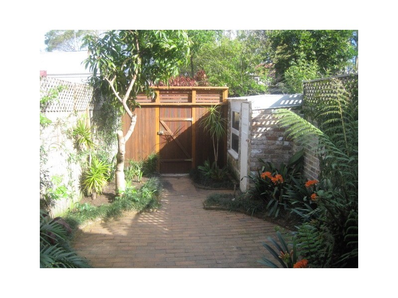 11 Perrett Street, Rozelle NSW 2039