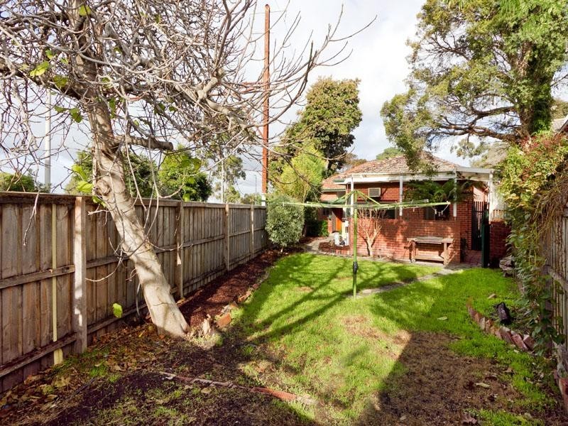 143 Park Road, Cheltenham VIC 3192