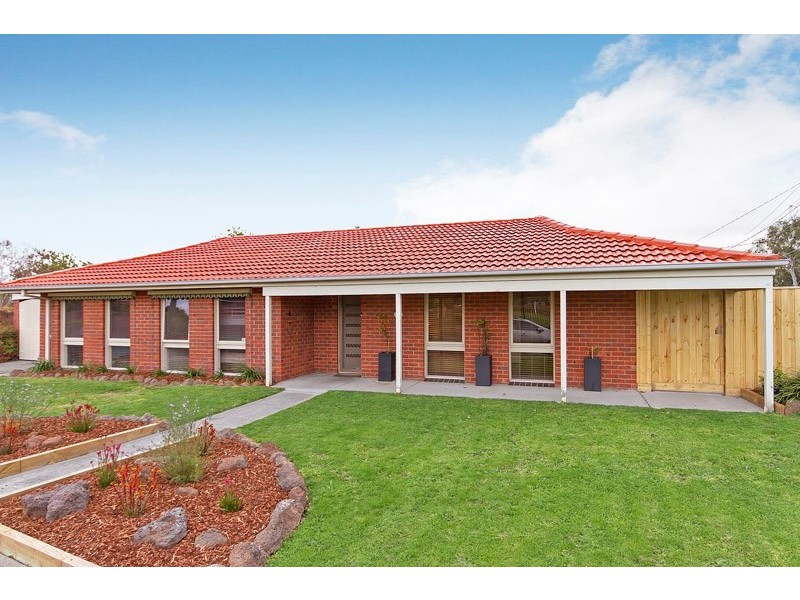 2 Biscay Court, Dingley Village VIC 3172