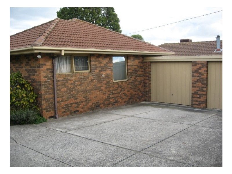 1/3 Barrina Street, Blackburn VIC 3130
