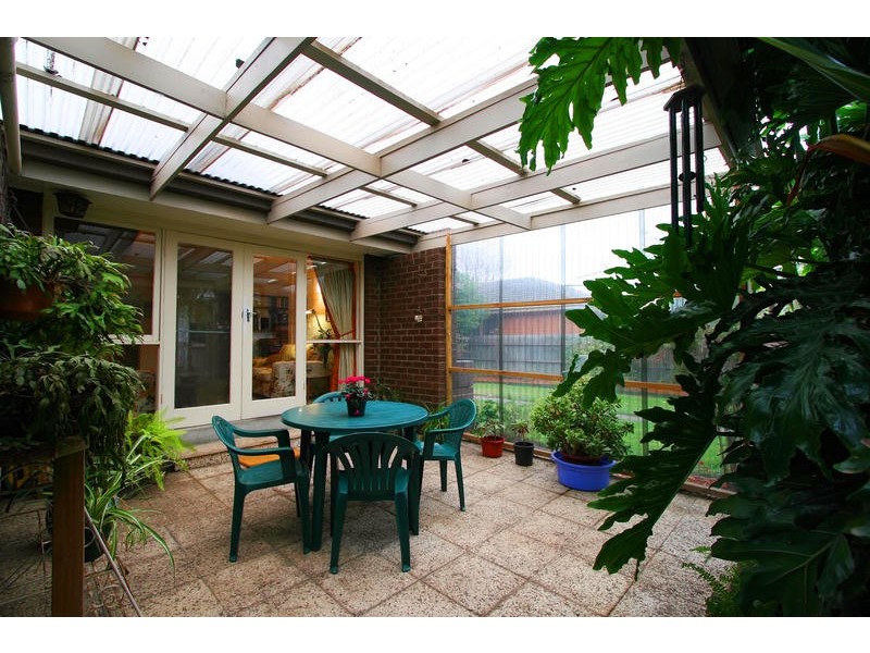 10 Forest Park Road, Dingley Village VIC 3172