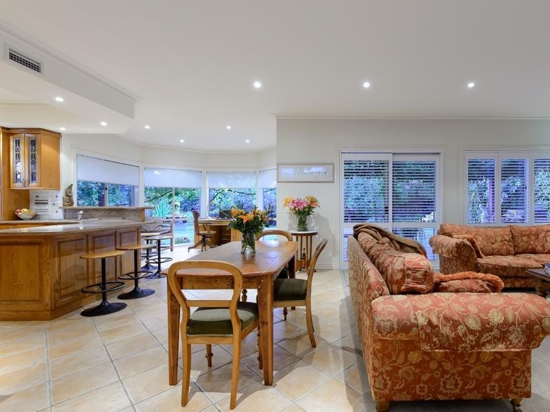 24 Fernhill Drive, Dingley Village VIC 3172