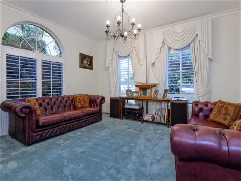 24 Fernhill Drive, Dingley Village VIC 3172