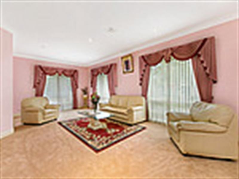 2 Julius Avenue, Dingley Village VIC 3172