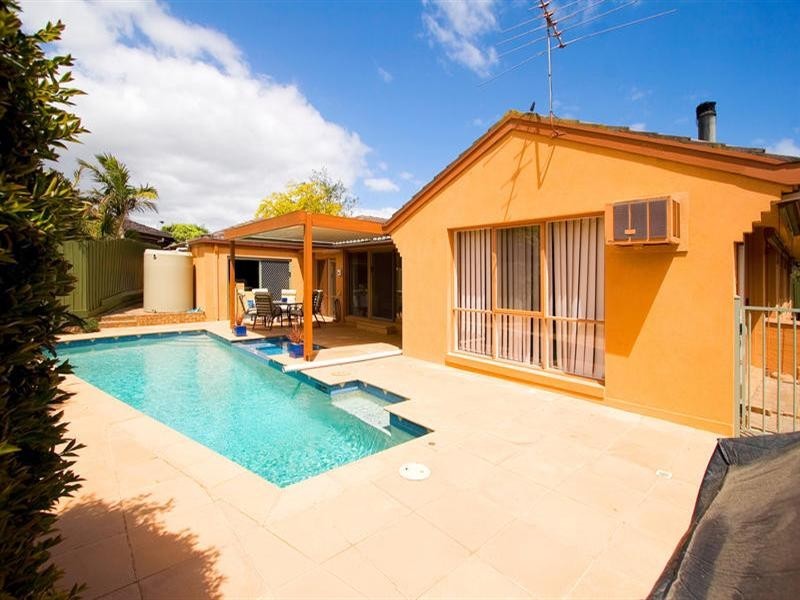 9 Lumeah Court, Dingley Village VIC 3172