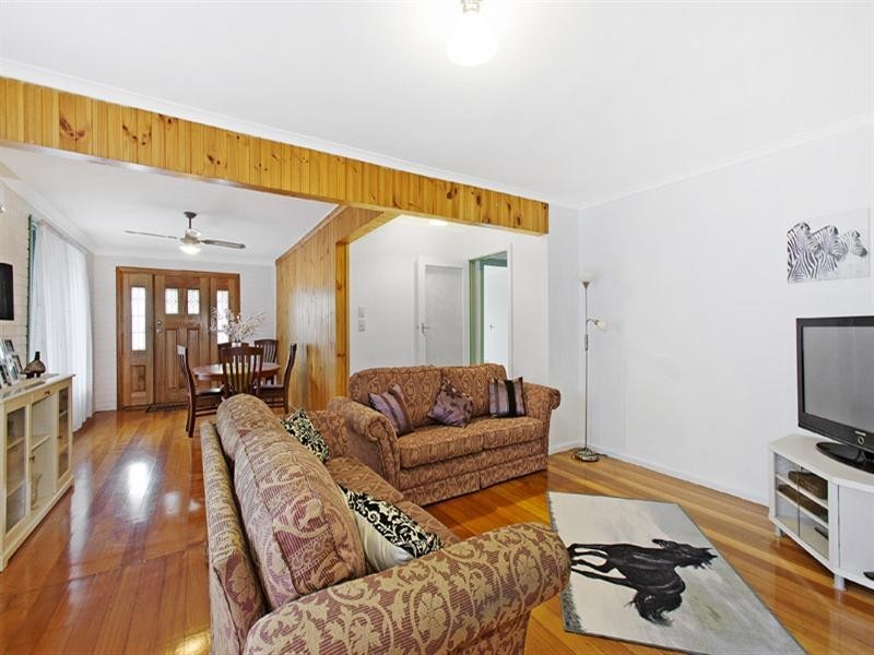33 Farm Road, Cheltenham VIC 3192