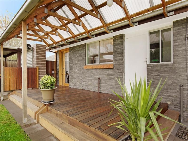 33 Farm Road, Cheltenham VIC 3192