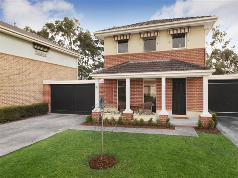 18 Albert Place, Dingley Village VIC 3172