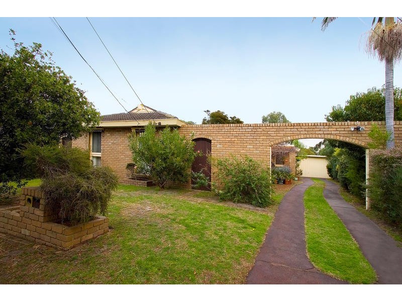 2 Nambrok Close, Dingley Village VIC 3172