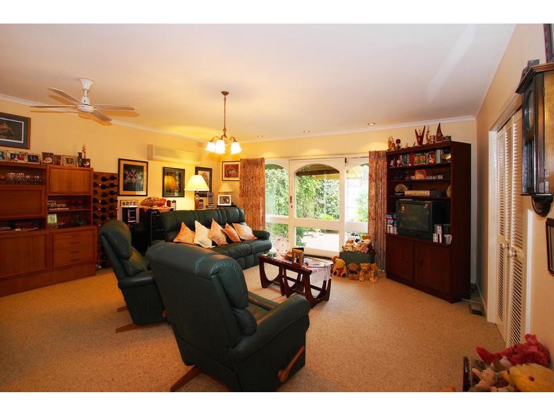 2 Nambrok Close, Dingley Village VIC 3172