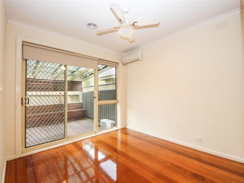 3/6 Neville Street, Mentone VIC 3194