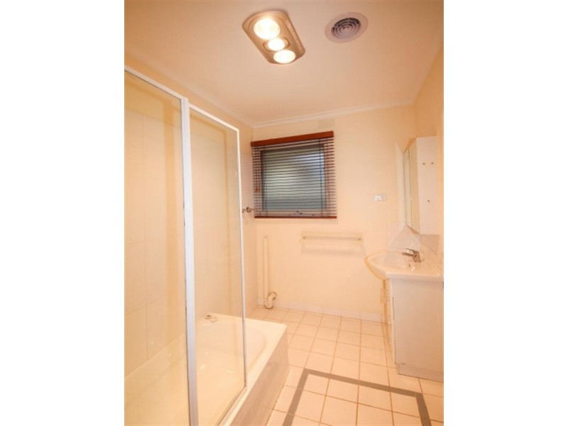 3/6 Neville Street, Mentone VIC 3194