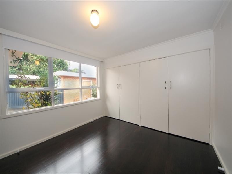 2/4 Coleman Court, Cheltenham VIC 3192