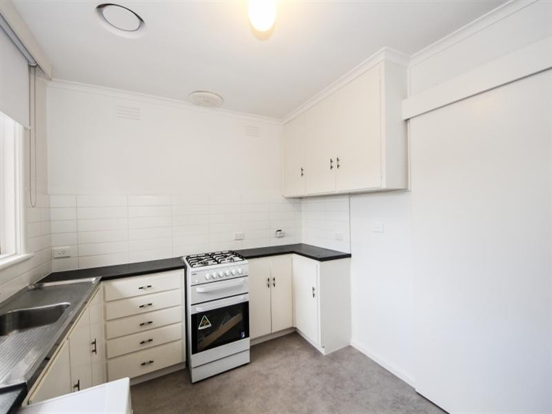 2/4 Coleman Court, Cheltenham VIC 3192