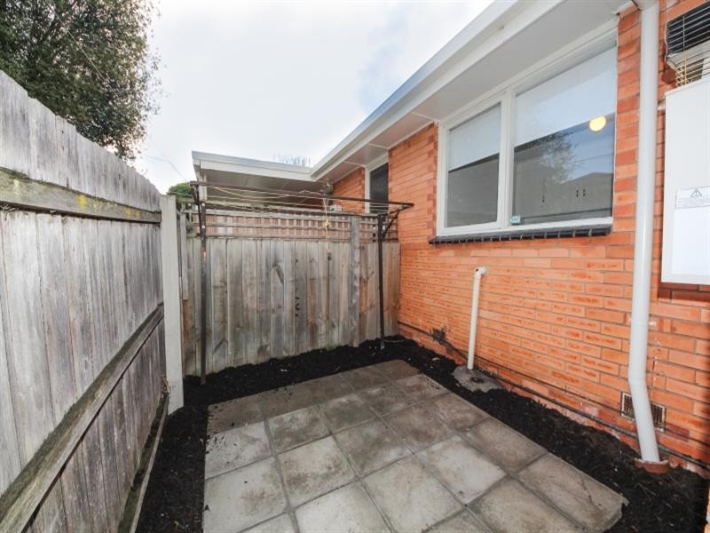 2/4 Coleman Court, Cheltenham VIC 3192