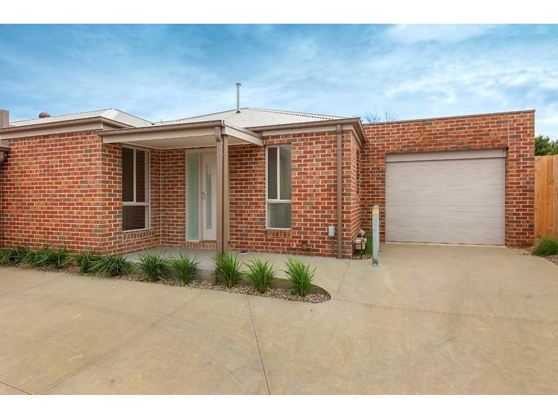 1/34 Railway Avenue, Garfield VIC 3814