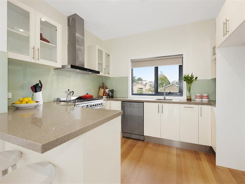 2B Jean Street, Cheltenham VIC 3192