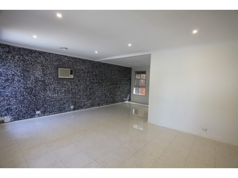 42 Village Drive, Dingley Village VIC 3172