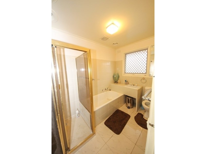 42 Village Drive, Dingley Village VIC 3172