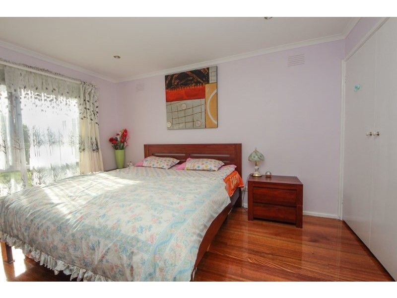 8 Rosewall Place, Clarinda VIC 3169