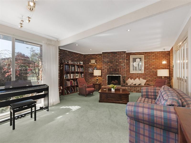 14 Willy Court, Dingley Village VIC 3172