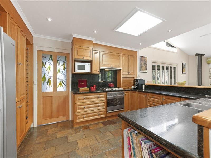 14 Willy Court, Dingley Village VIC 3172