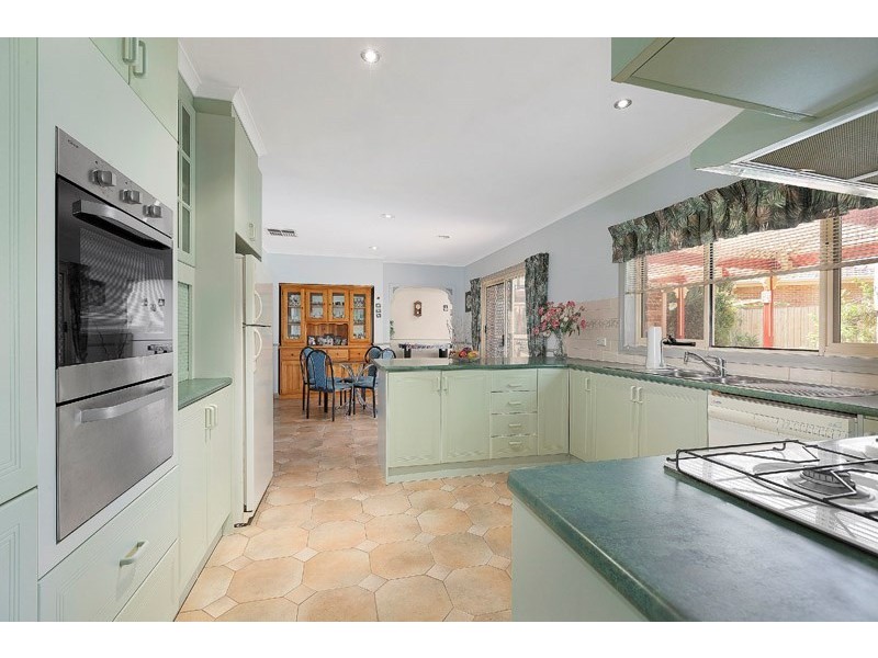 59 Wheatland Crescent, Dingley Village VIC 3172