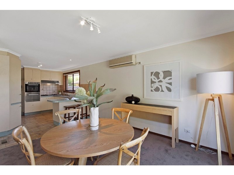 1 Renowden Street, Cheltenham VIC 3192