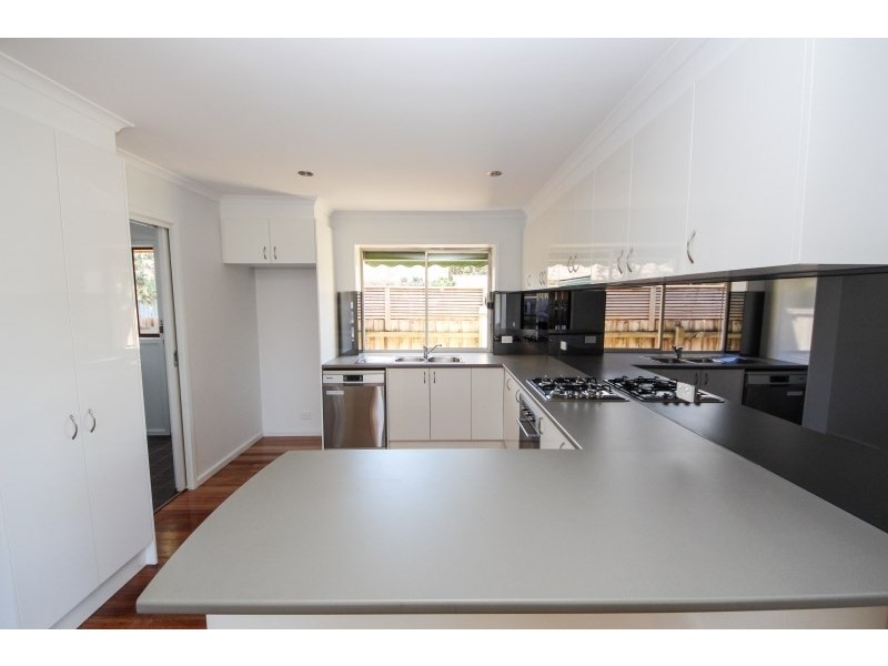 36 Village Drive, Dingley Village VIC 3172