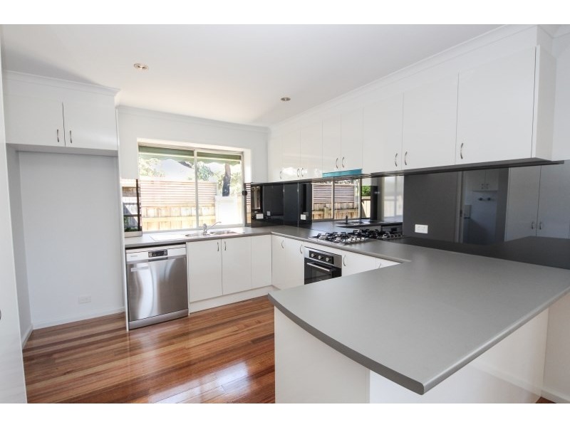 36 Village Drive, Dingley Village VIC 3172