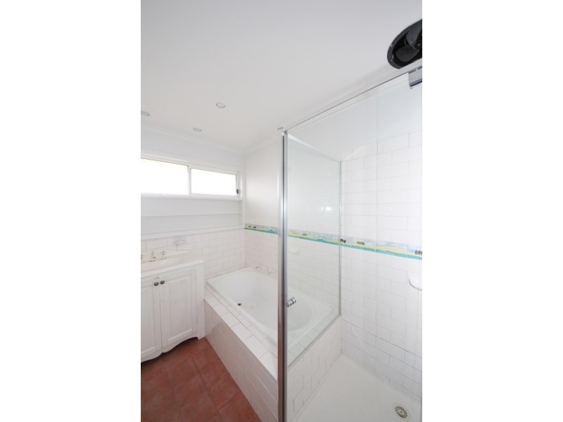 36 Village Drive, Dingley Village VIC 3172