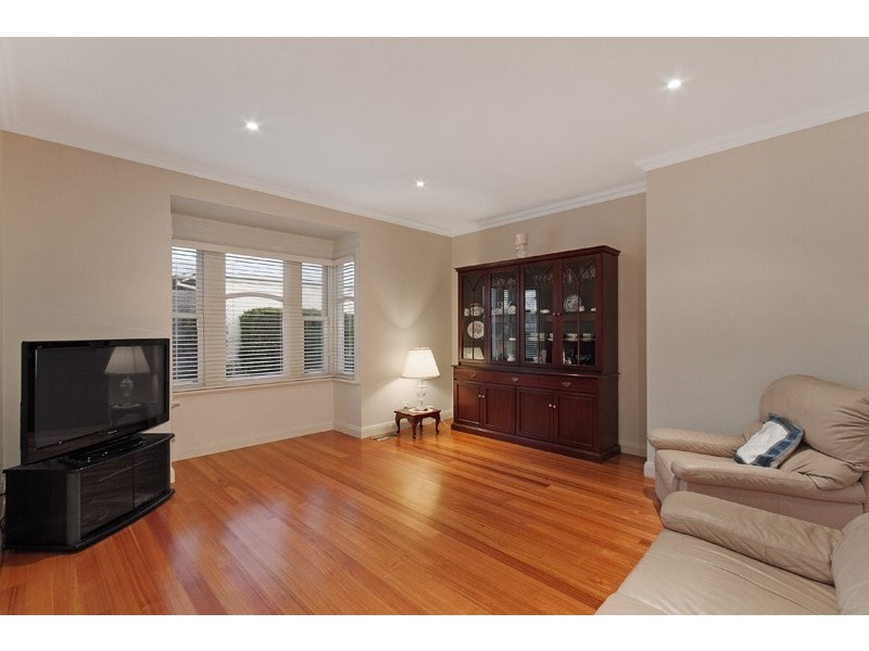 2/8 Collins Street, Mentone VIC 3194