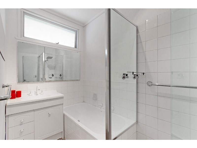 1/17-19 Spring Road, Springvale South VIC 3172