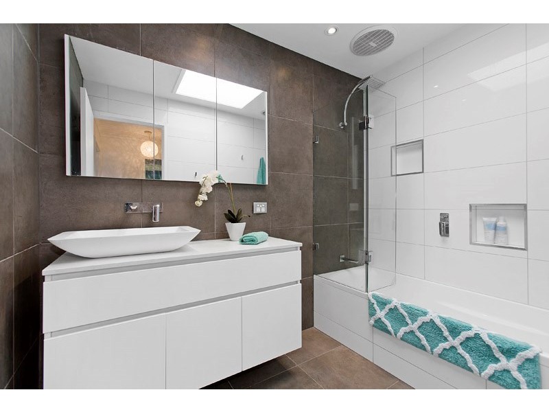 4 Twofold Close, Dingley Village VIC 3172