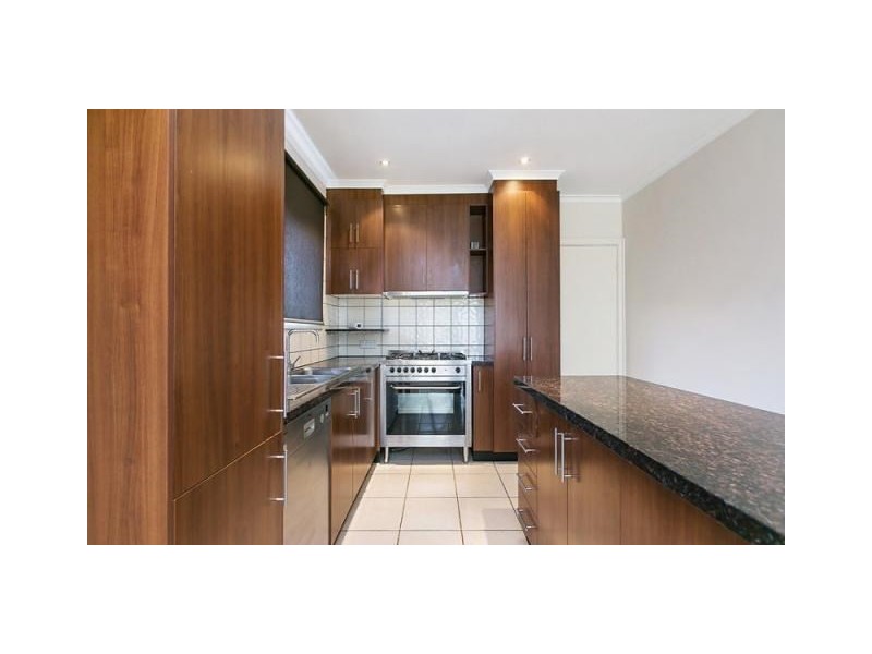 37 Howard Road, Dingley Village VIC 3172