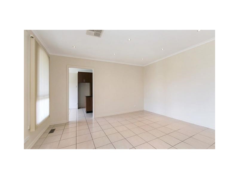 37 Howard Road, Dingley Village VIC 3172