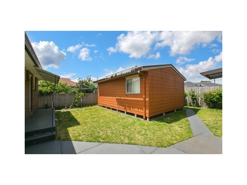 37 Howard Road, Dingley Village VIC 3172