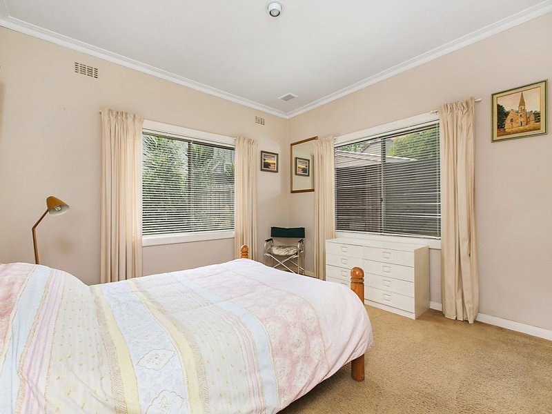 24 Deauville Street, Beaumaris VIC 3193